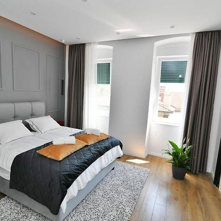 Nicole Apartment Rijeka Bagian luar foto