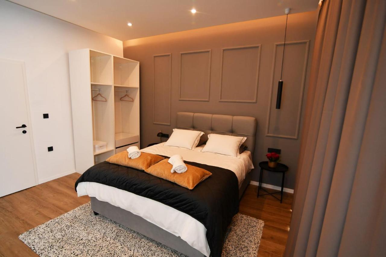 Nicole Apartment Rijeka Bagian luar foto