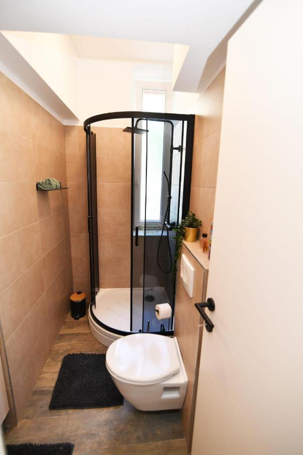 Nicole Apartment Rijeka Bagian luar foto