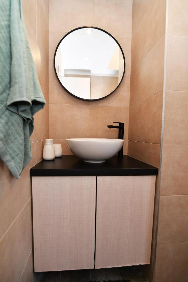 Nicole Apartment Rijeka Bagian luar foto